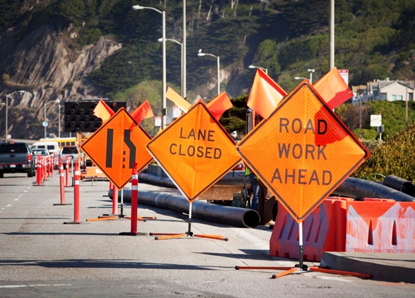 highway-construction-signs